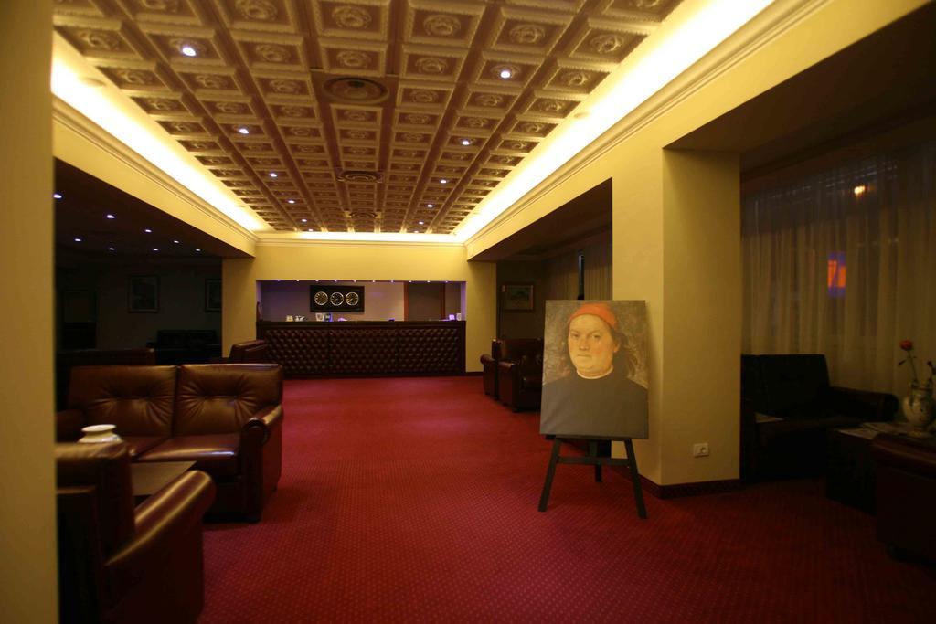 Hotel Il Perugino กอร์เชียโน ภายนอก รูปภาพ