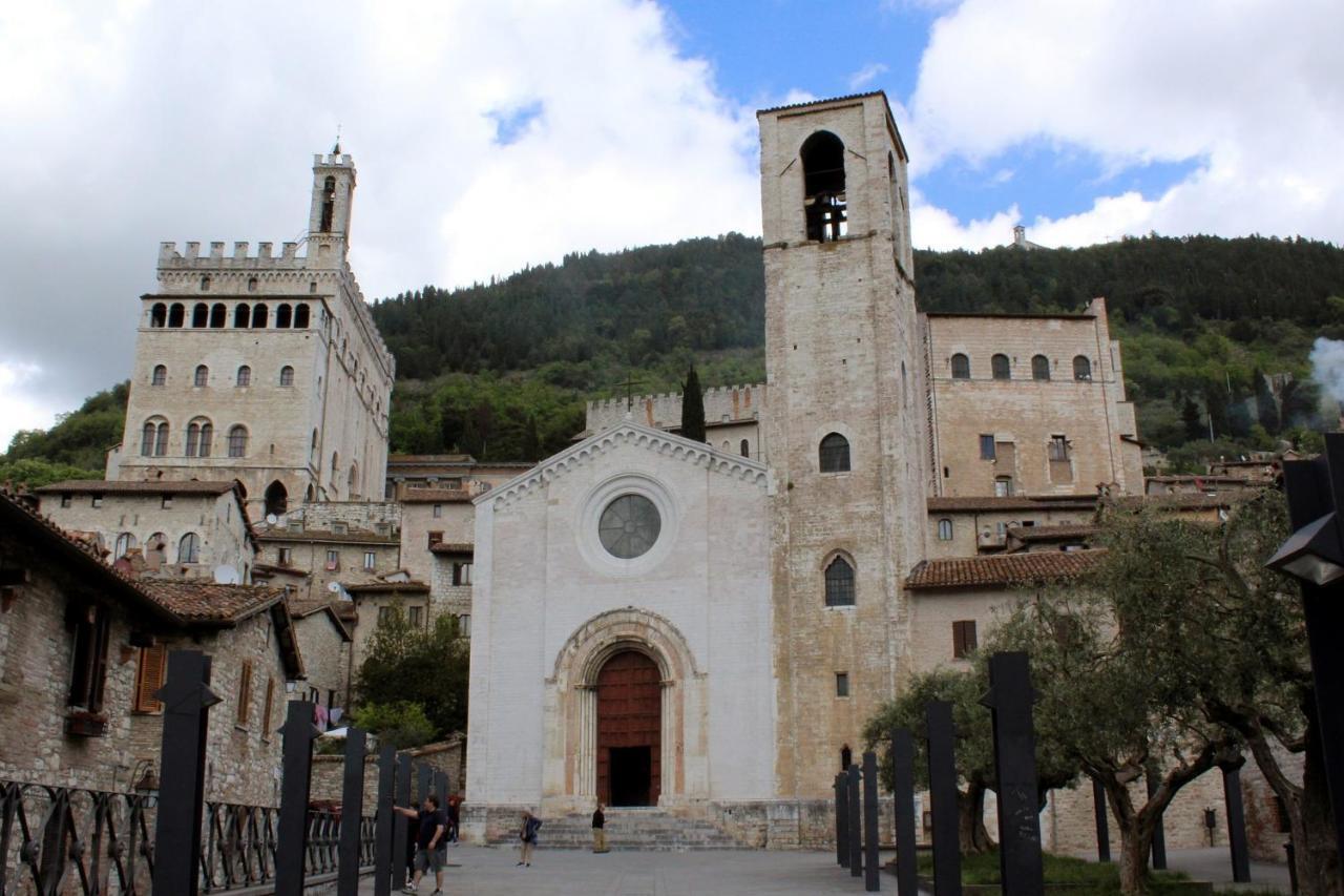 Hotel Il Perugino กอร์เชียโน ภายนอก รูปภาพ